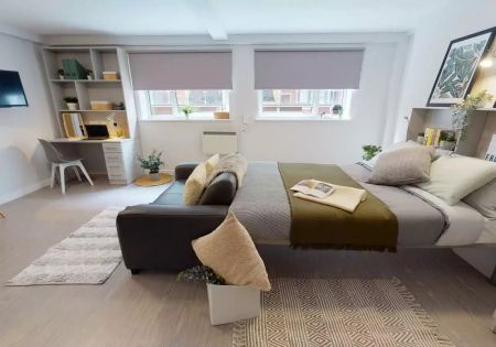 Platinum Studio - Photo 4