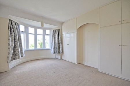 Western Avenue, Newport - Photo 3