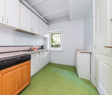8-pokojowy bliźniak na wynajem dla firmy - Photo 1