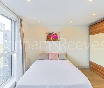 Octavia House, Townmead Road, SW6 - Photo 2