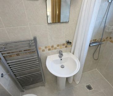 1 bedroom house of multiple occupation to rent - Photo 4