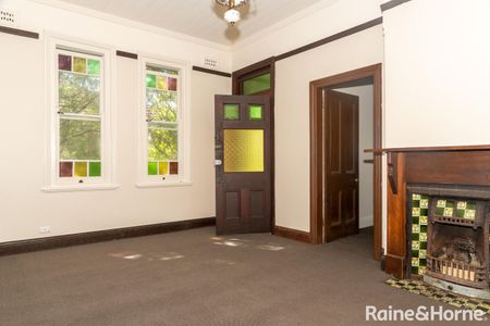 2/34 Ashley Street, Hornsby, NSW 2077 - Photo 4