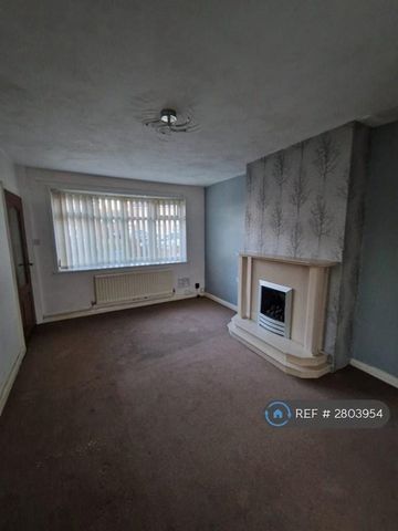 2 bedroom terraced house to rent - Photo 2