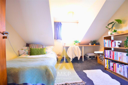 6 bedroom terraced house to rent - Photo 4