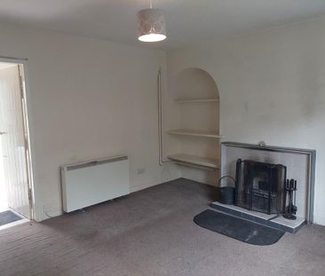 2 bedroom semi-detached house to rent - Photo 1