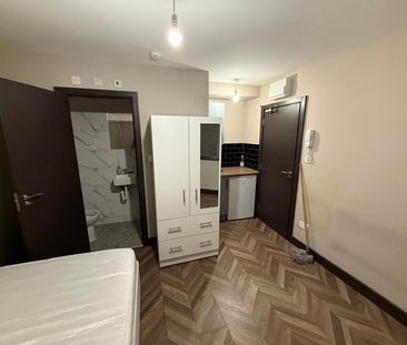 Studio Flat, Stox Mead, HA3 - Photo 4