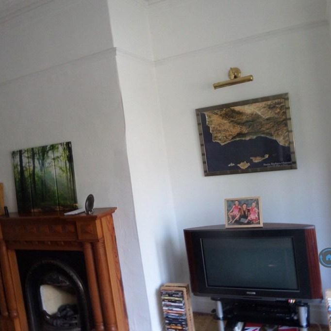 1 bedroom in a house share to rent - Photo 1