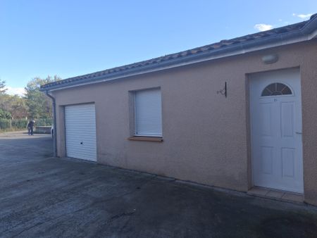 Location Maison 3 pièces 71m² GRAULHET 81300 - Photo 5
