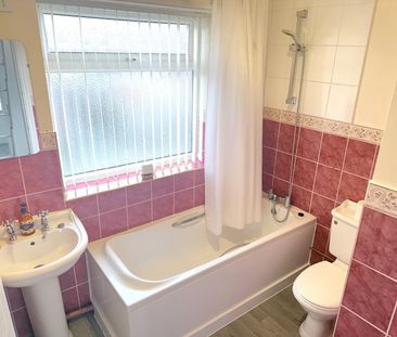 3 Bed Semi-Detached House, Fold Street, M40 - Photo 5