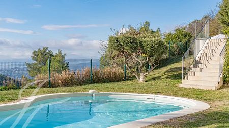 Maison à louer Eze, Cote d'Azur, France - Photo 3