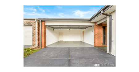 Spacious 4 Bedroom Home for Rent - 57 Solitude Crescent, Point Cook - Photo 2