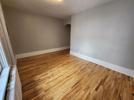 4 - 225 St. Patrick Street - Photo 3