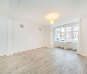 Chelwood Gardens, TW9 4JQ, Kew - Photo 1