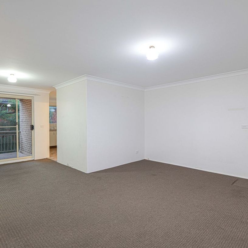 2 Bedroom Unit in a Central Location! - Photo 1