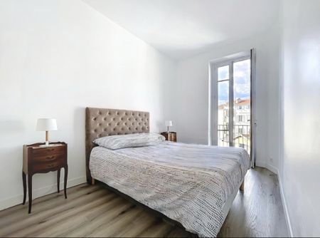 Location Appartement 3 pièces 84m² NICE 06300 - Photo 4