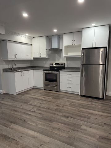 For Lease - 18 Beaconsfield Drive, Vaughan, Ontario - Photo 2