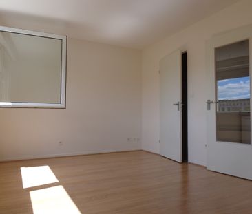 Studio BOULEVARD HENRY VASNIER - Photo 1