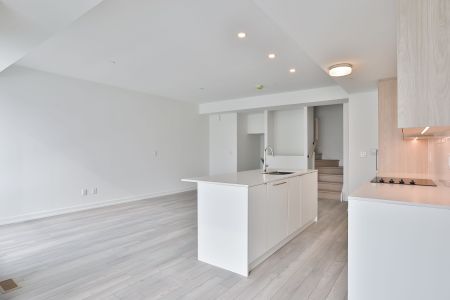 For Lease - 2 Red Squirrel Lane Unit# 203, Richmond Hill, Ontario - Photo 4