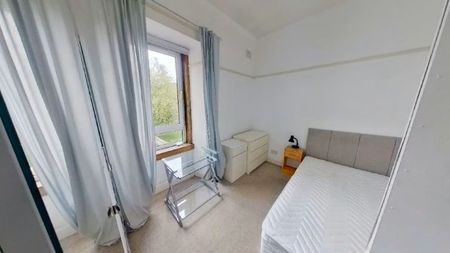 3 Bed Flat, Gorgie Road, EH11 - Photo 2