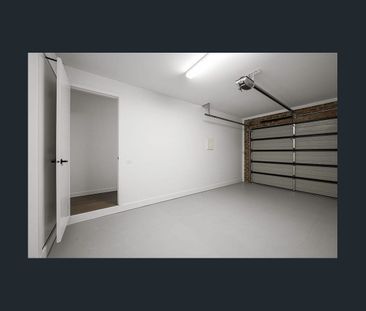 Sophisticated Living in Pascoe Vale South - Photo 4