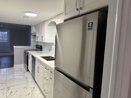 For Lease - 23 Richard Daley Drive Unit# Basement, Whitchurch-Stouffville, Ontario - Photo 2