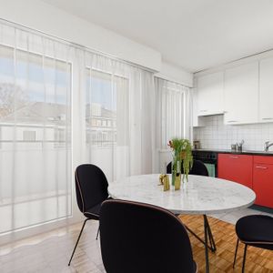 A louer sans caution - Lumineux studio près du Flon - Photo 2