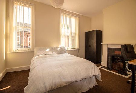 4 bedroom house to rent - Photo 2