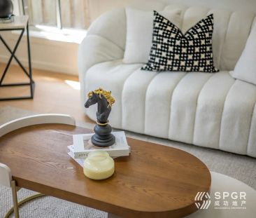 “Impressive Double Storey Home with Expansive Living & Secluded Loc... - Photo 5