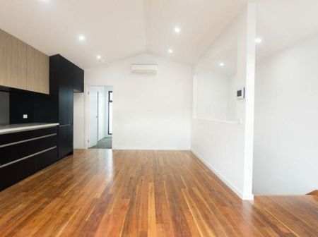 7/101 Victoria Road, Northcote VIC 3070 - Photo 3
