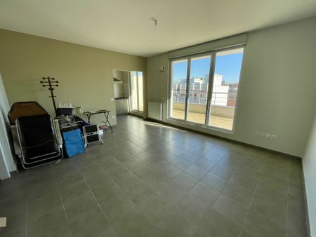 - RESIDENCE SENIOR CENTRE VILLE - APPARTEMENT T2 AVEC TERRASSE - Photo 5