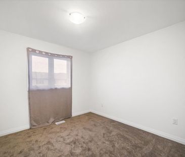 For Lease - 7 Saffron Way, Pelham, Ontario - Photo 5