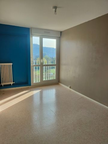 Location - Appartement T3 - 64 m² - Ornans - Photo 4