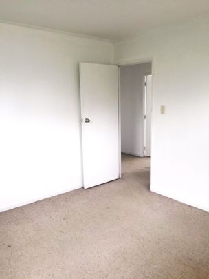 402 Roscommon Road, Clendon Park, Auckland - Photo 1