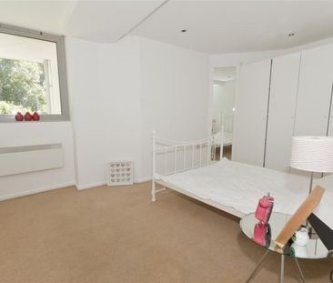 The Marlborough, NG3 - Photo 1