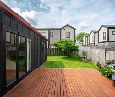 Three Bedroom Oasis - Photo 2