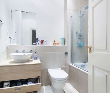 Riga Mews, 32 - 34 Commercial Road, London - Photo 2