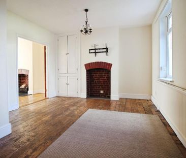3 bedroom terraced house to rent - Photo 1