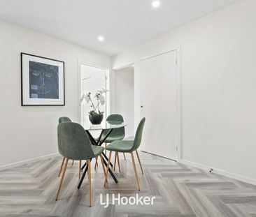Stylishly Renovated Family Home � Space, Comfort & Modern Living - Photo 2