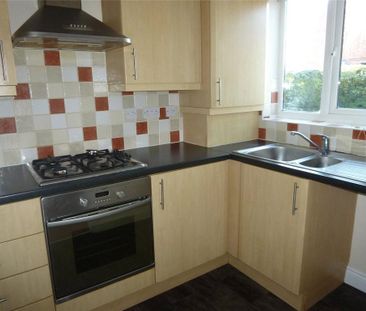 2 bedroom terraced house to rent - Photo 6