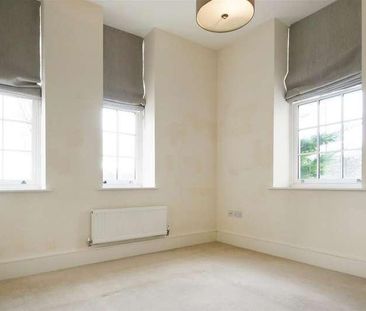 Longley Road, Chichester, PO19 - Photo 1