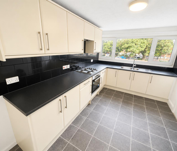 Trinity Green, Gosport - Photo 4