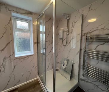 4 bedroom semi-detached house to rent - Photo 6