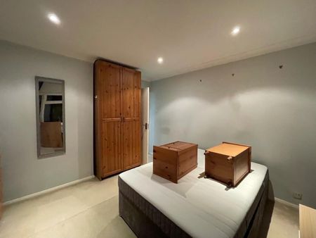 2 Bed Flat, Radcliffe Square, SW15 - Photo 4