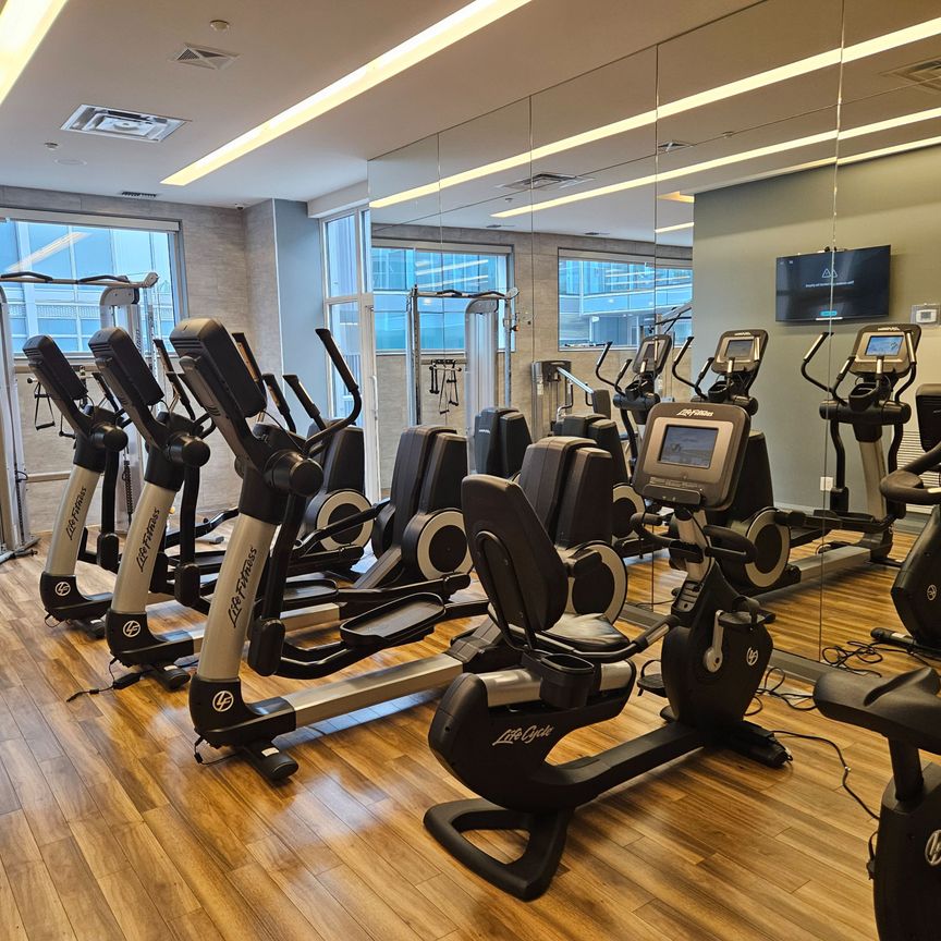 For Lease - 155 Yorkville Avenue Unit# 1812, Toronto, Ontario - Photo 1