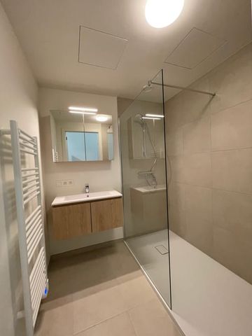 Appartement te huur - Foto 3