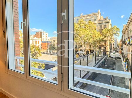 Apartment for rent in the Gràcia neighborhood - Photo 3