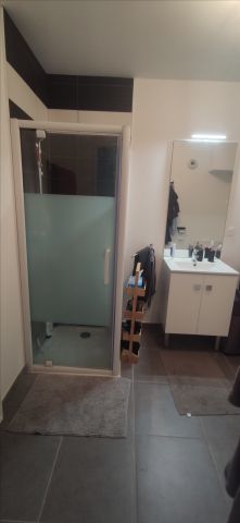 T2-43m2 PORTE DE DOUAI -LILLE - Photo 5