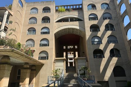 AIX PROX ROTONDE TERRASSE MEUBLE - Photo 5