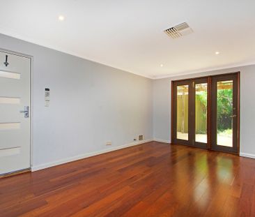 Charming Guildford Home - Photo 4