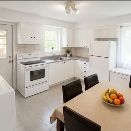 Superbe et lumineux logement 4,5 Ahuntsic-Cartierville - Photo 4